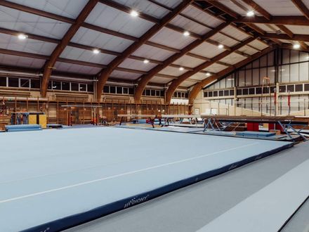 Sala gimnastyczna Regimis — Karpacka, zdjęcie 2